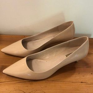 Nude kitten heel pump. Size 11m
